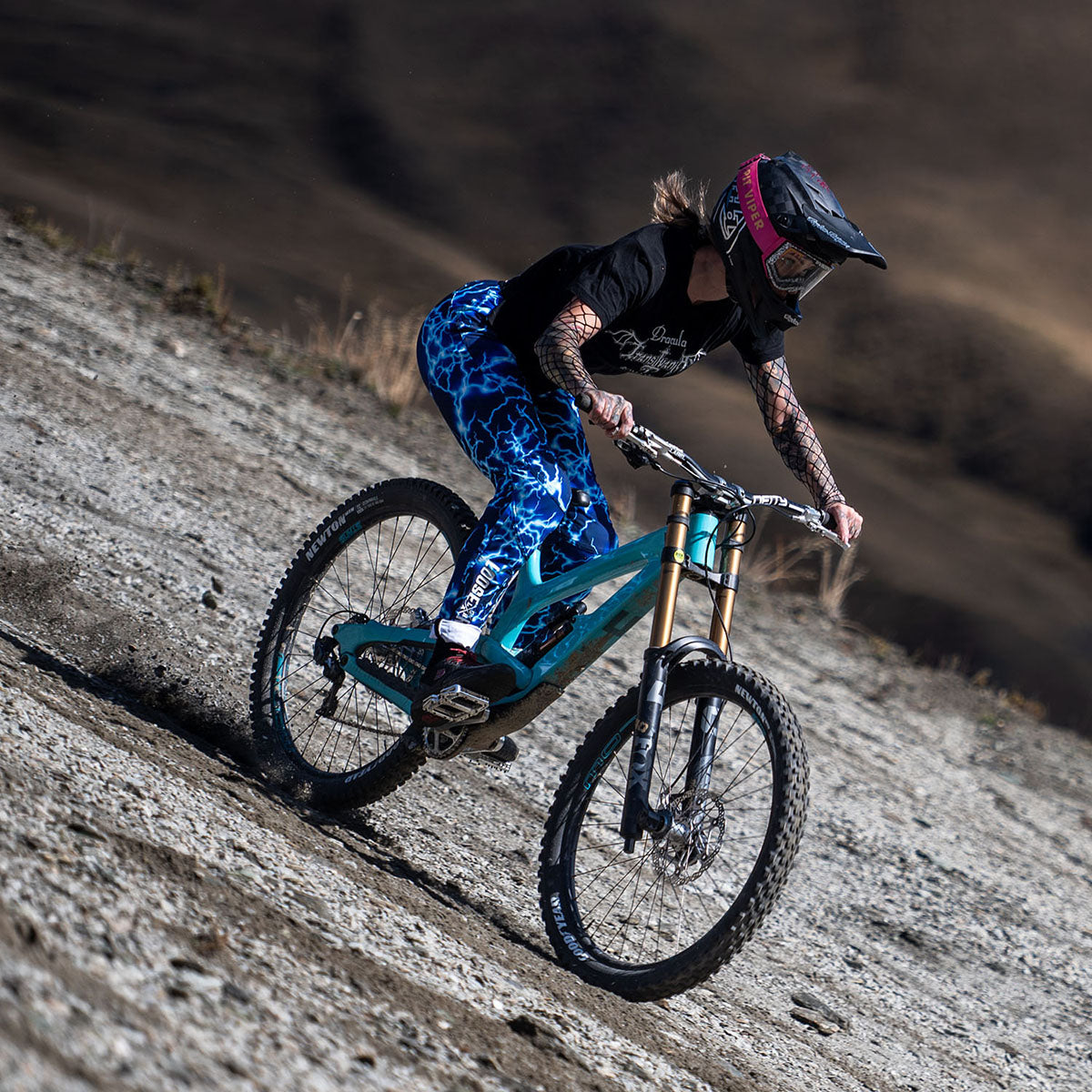 Miles Racing - Disc Brake Pads - Semi Metallic - SHIMANO FSA REVER - Emma Edition (MI-MET-26-EMMA)