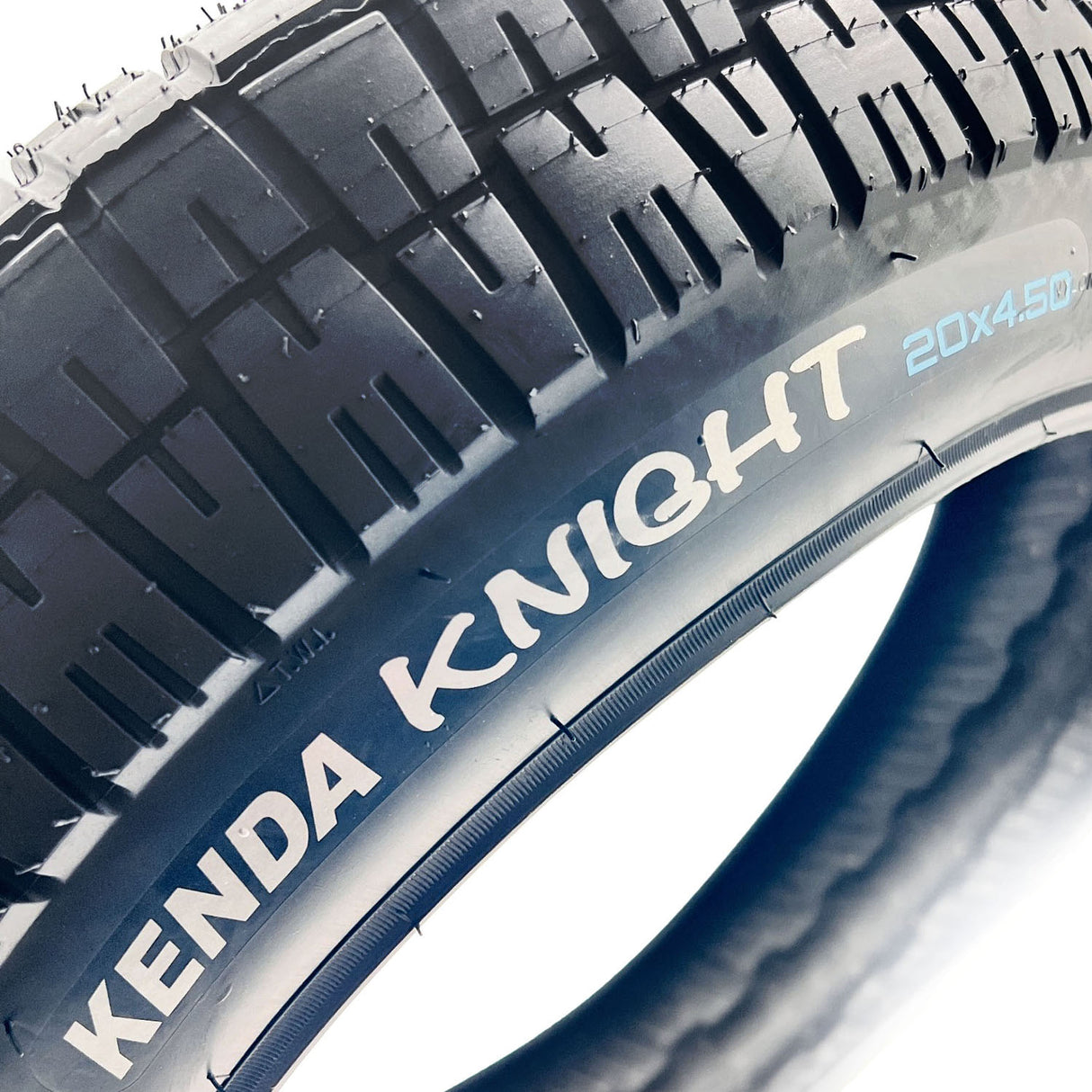 KENDA KNIGHT Tire (4.5 x 20") - Black