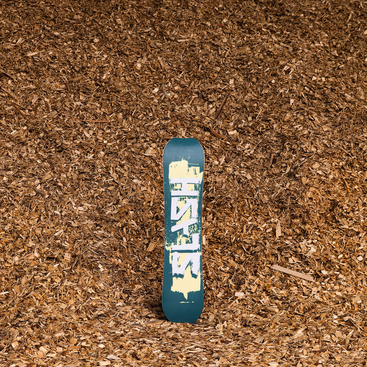 Slash by GiGi - Splash Kids Snowboard - ApARTment