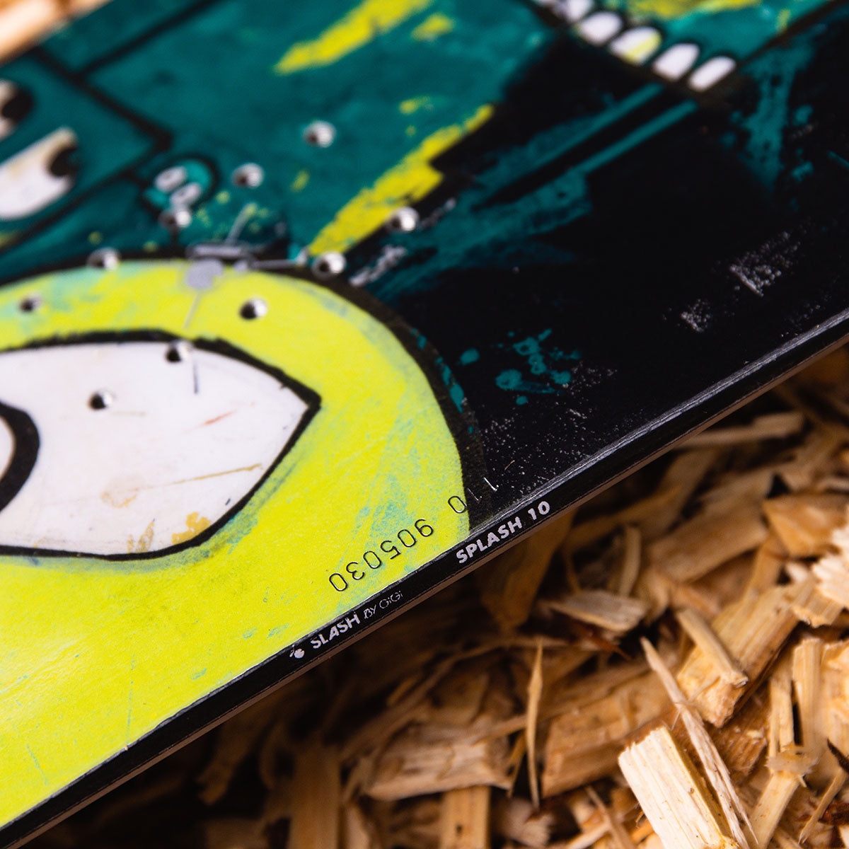 Slash by GiGi - Splash Kids Snowboard - ApARTment