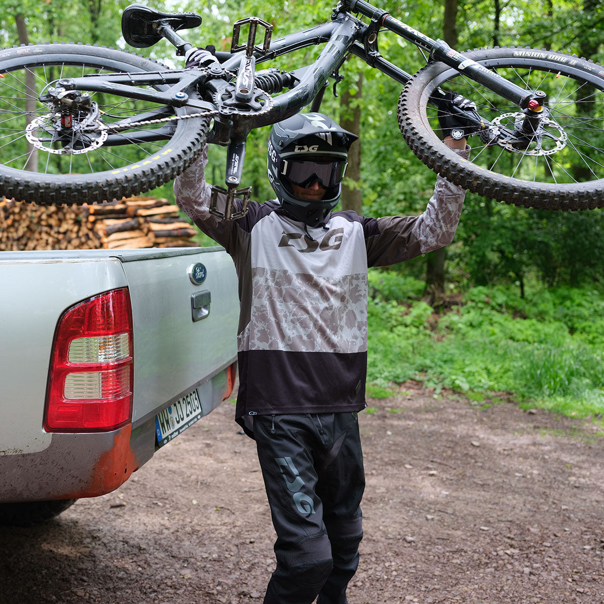 TSG - Shinguard Samir