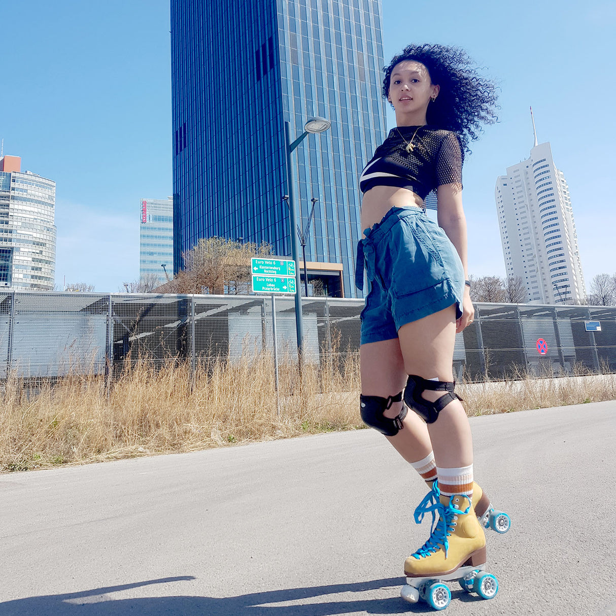 WIFA Roller Skates - Street Deluxe - Customizable Two-Tone