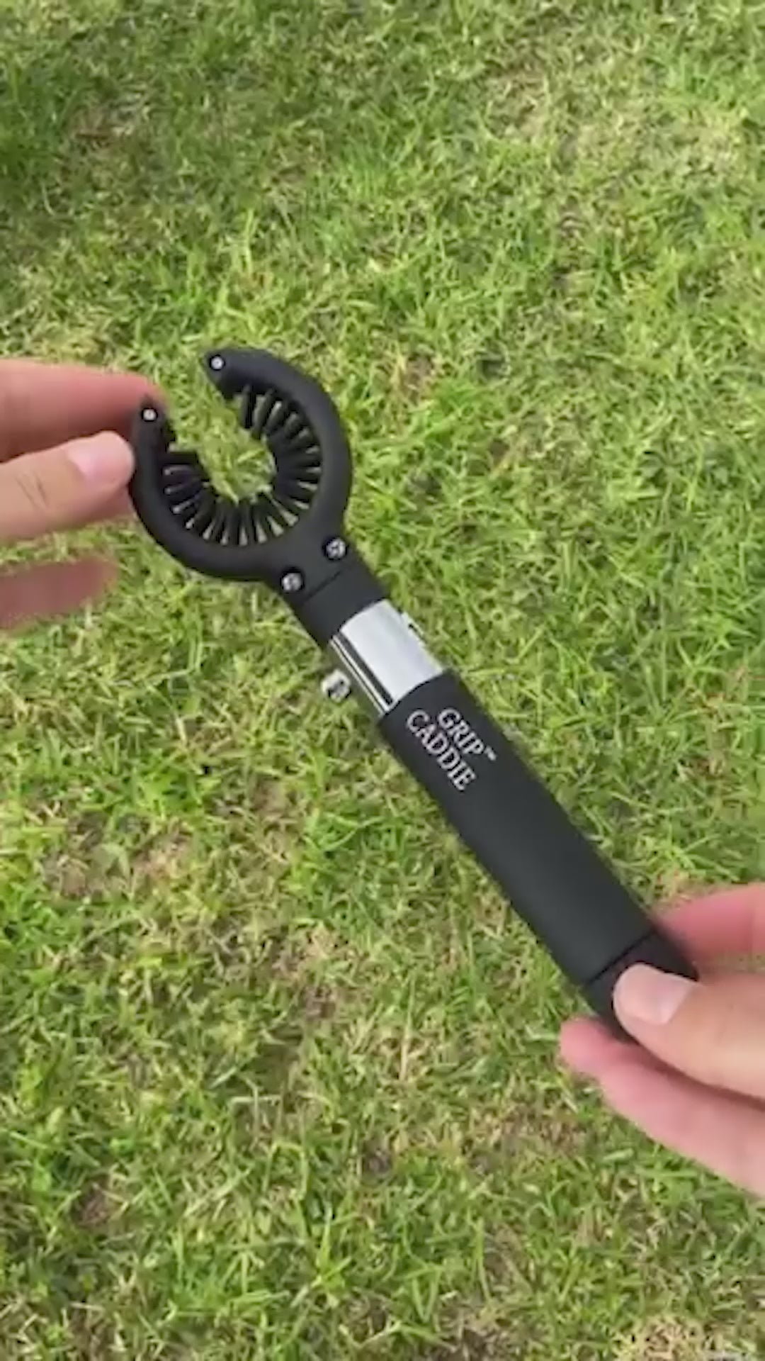 GripCaddie - Golf Club e-Brush