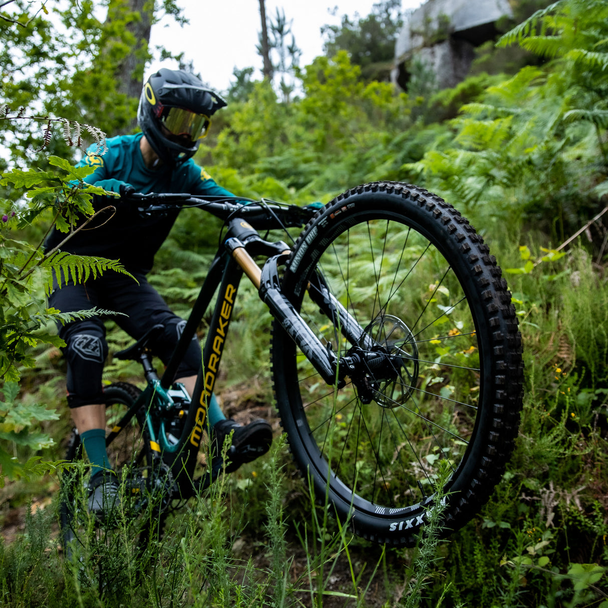 Mondraker - SUPERFOXY CARBON RR Bike - Carbon-Green-Ohlins Yellow (SUPER ENDURO)