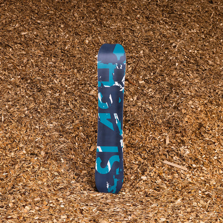 Slash by GiGi -  Brainstorm Snowboard - ApARTment - ZEITBIKE