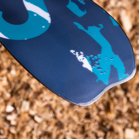 Slash by GiGi -  Brainstorm Snowboard - ApARTment - ZEITBIKE