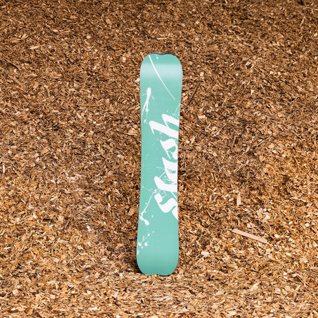 Slash by GiGi -  Spectrum Snowboard  - ApARTment - ZEITBIKE