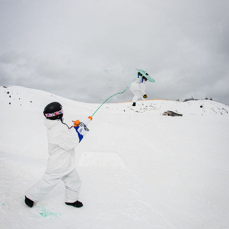Slash by GiGi -  Spectrum Snowboard  - ApARTment - ZEITBIKE