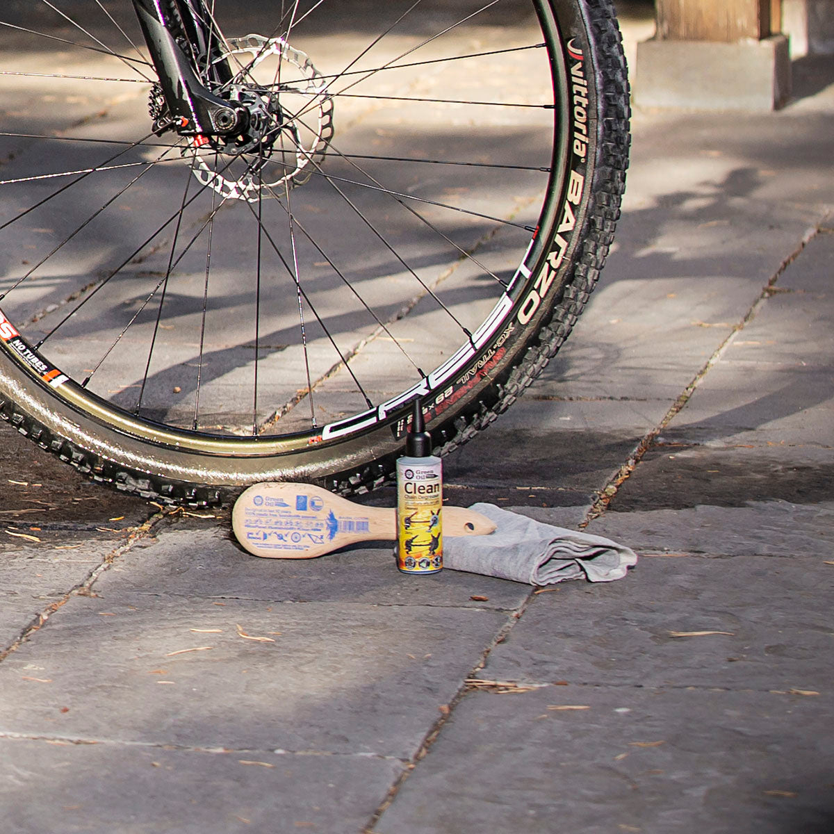 Green Oil - Bicycle Brush - ZEITBIKE