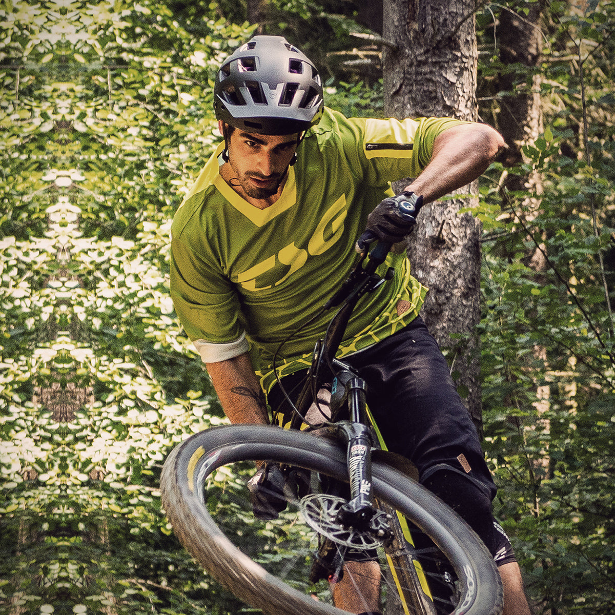 Tsg bike wear new arrivals