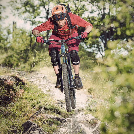 TSG - Knee-Sleeve Joint - ZEITBIKE
