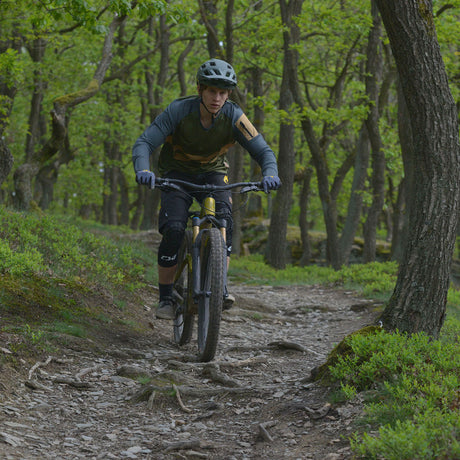 TSG - Knee-Sleeve Joint - ZEITBIKE